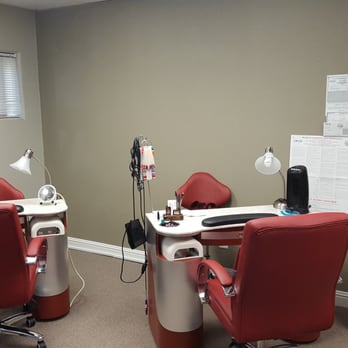 T's Nails - Nail Salons Near Me - Grass Valley, California