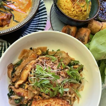 Wallflower - Asian Fusion Near Me - Venice, California Wallflower - Asian Fusion Near Me - Venice, California