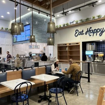 Mendocino Farms - Beautiful atmosphere to sit and wait - Sandwiches Near Me - Kirkland, Washington Mendocino Farms - Beautiful atmosphere to sit and wait - Sandwiches Near Me - Kirkland, Washington
