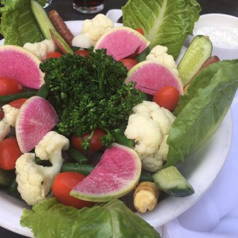True Food Kitchen - Veggies and dip - Vegetarian Near Me - Pasadena, California