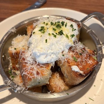 North Italia - White Truffle Garlic Bread - Italian Near Me - Brea, California North Italia - White Truffle Garlic Bread - Italian Near Me - Brea, California