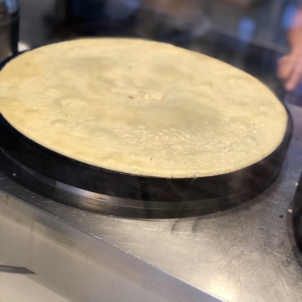 Baja Ice Cream - How crepes are made! - Desserts Near Me - Fairfield, California