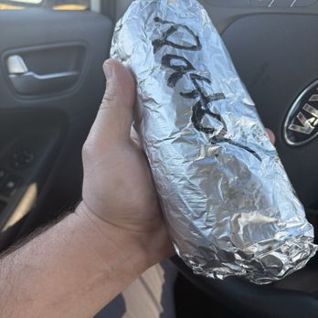 Birrieria Tijuanense - Pastor Queso Burrito - Food Trucks Near Me - Palmdale, California Birrieria Tijuanense - Pastor Queso Burrito - Food Trucks Near Me - Palmdale, California