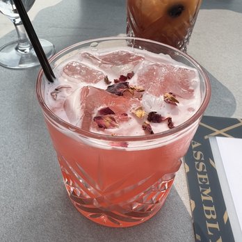 Assembly Rooftop Lounge - Rose Gold Margarita - Lounges Near Me - Philadelphia, Pennsylvania