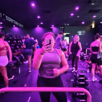 Bunda - Circuit Training Gyms Near Me - Chicago, Illinois