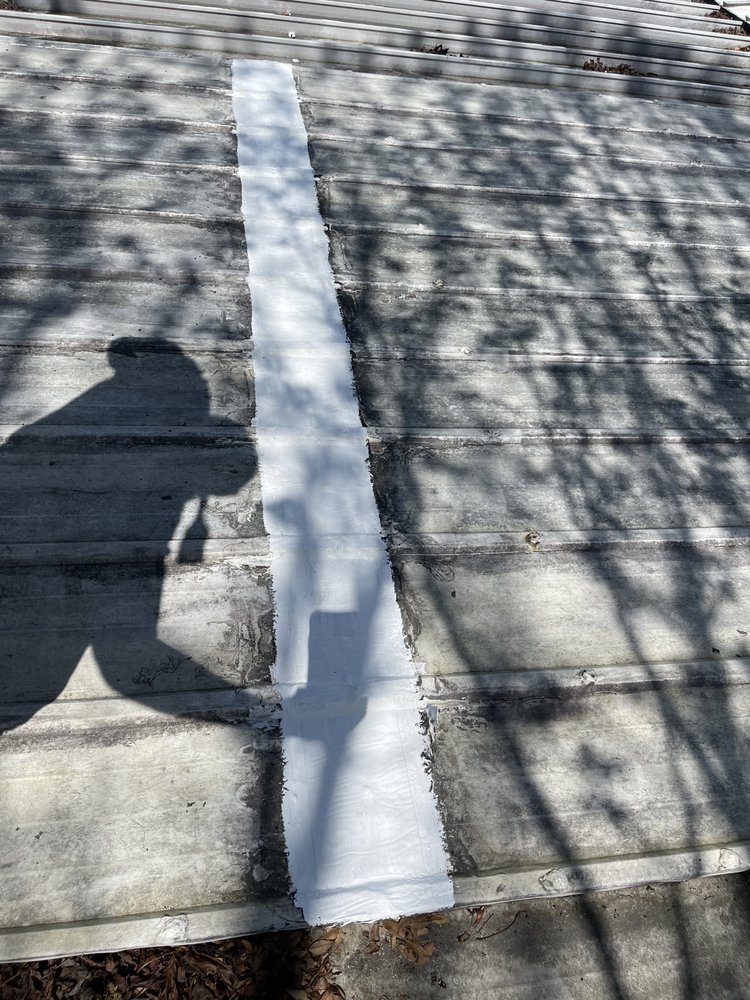 Slide of Joe’s Aluminum, Screen & Vinyl Repair