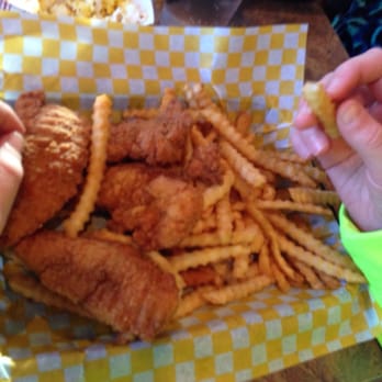Jaspers Food Spirits - a basket of fried chicken and french fries - Breakfast & Brunch Near Me - Pickett, Wisconsin
