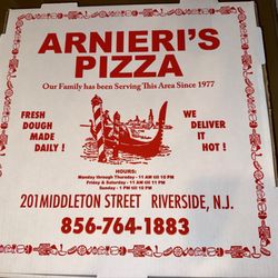 Arnieri's Pizzeria - Pizza box