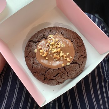 Crumbl - Wicker Park - Nutella - Bakeries Near Me - Chicago, Illinois Crumbl - Wicker Park - Nutella - Bakeries Near Me - Chicago, Illinois