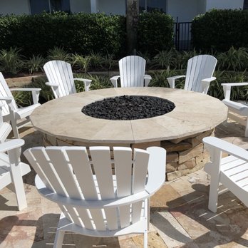 Inn at Pelican Bay - Fire pit (was on at night) - Hotels Near Me - Naples, Florida
