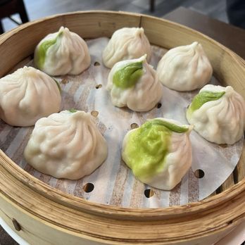 Yang Kee Dumpling - Shrimp loofah soup dumplings - Dim Sum Near Me - Davis, California Yang Kee Dumpling - Shrimp loofah soup dumplings - Dim Sum Near Me - Davis, California