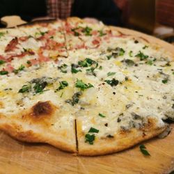 Die Kochschmiede - Flammkuchen (im Rahmen des Garnelen-Essens / EUR 46 pro Person /Stand November 2024)
