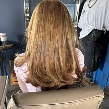 Kombi Hair - Hair Stylists Near Me - Trenton, Michigan Kombi Hair - Hair Stylists Near Me - Trenton, Michigan