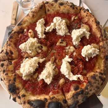 Sonoma Pizza Co. - Pizza Near Me - Forestville, California