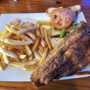 Southern Soul Kitchen - Fish Sandwich - Soul Food Near Me - Rosenberg, Texas
