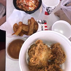 KFC - 5 piece chicken, wedges, mashed potatoes and gravy and famous bowl