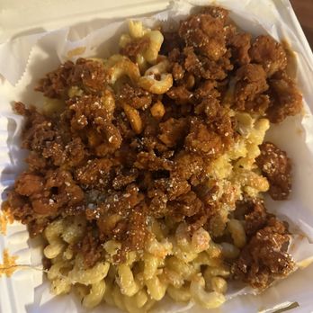 Tomaso's Canteen - Buffalo chicken Mac and cheese - Bars Near Me - Portland, Maine Tomaso's Canteen - Buffalo chicken Mac and cheese - Bars Near Me - Portland, Maine