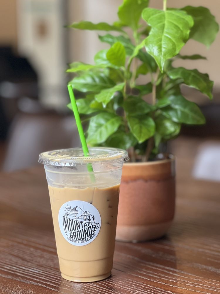 MOUNTAIN GROUNDS COFFEE & TEA 40 Photos & 62 Reviews 3990 NC105