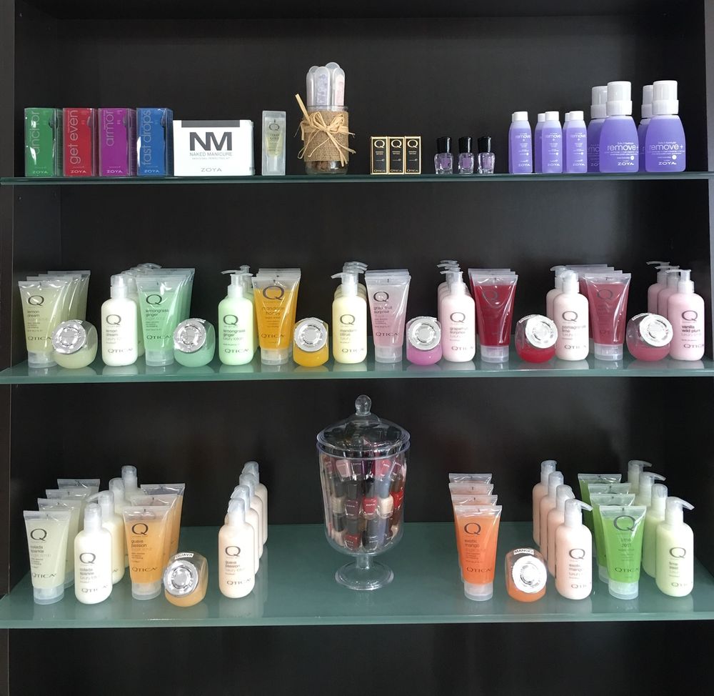 PLATINUM SALON & SPA Updated September 2024 308 S Pine St, Burlington, Wisconsin Hair