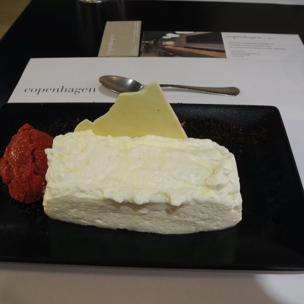 Copenhagen - White Chocolate Mousse / Mousse de chocolate blanco... PERFECTO. - Vegetarian Near Me - Valencia, V Copenhagen - White Chocolate Mousse / Mousse de chocolate blanco... PERFECTO. - Vegetarian Near Me - Valencia, V