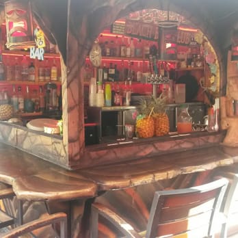 Cuckoo Coconuts Waikiki - Cocktail Bars Near Me - Honolulu, Hawaii