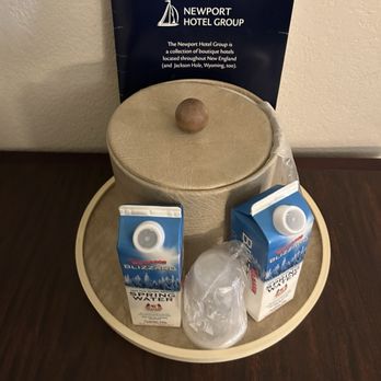 Inn on the Square - Amenities in room - Hotels Near Me - Falmouth, Massachusetts Inn on the Square - Amenities in room - Hotels Near Me - Falmouth, Massachusetts