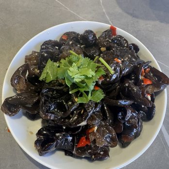 Dong Ting Noodle - Wood ear mushroom salad (really well made here) - Chinese Near Me - Los Angeles, California Dong Ting Noodle - Wood ear mushroom salad (really well made here) - Chinese Near Me - Los Angeles, California