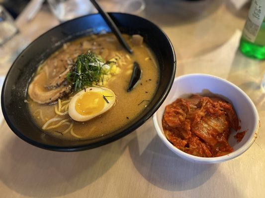 Oki Shōten (Oki Bowl) by null