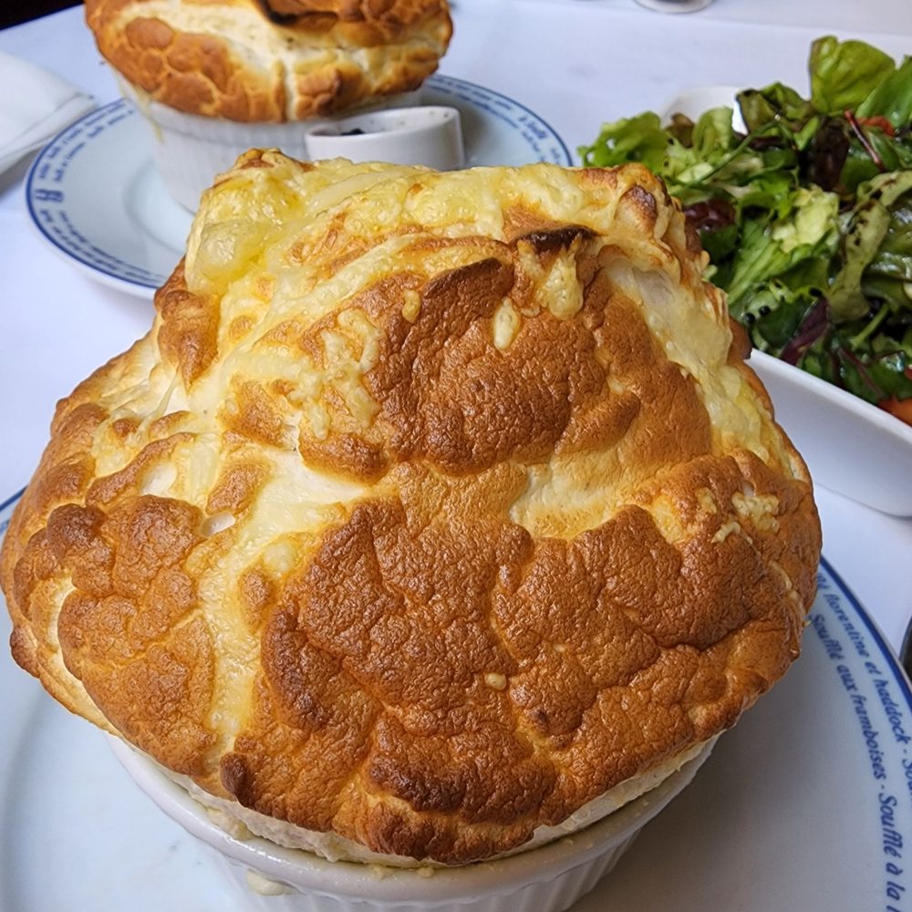 Le Soufflé - French Near Me - Paris, 75