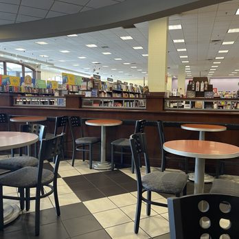 Barnes & Noble - Bookstores Near Me - Harvey, Louisiana
