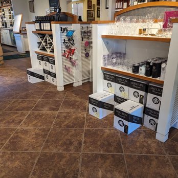 Shelton Vineyards - Wineries Near Me - Dobson, North Carolina