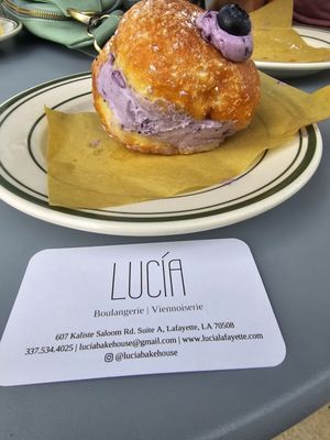 Lucia | Bakehouse by null