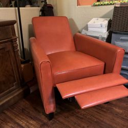 Eclectica Home - Small Phx Suns Orange color recliner. Great condition. (grade A-) almost never used. (sgs 94-9-24)