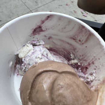 Long Beach Creamery - Midnight Oolong and Blueberry - Ice Cream & Frozen Yogurt Near Me - Long Beach, California Long Beach Creamery - Midnight Oolong and Blueberry - Ice Cream & Frozen Yogurt Near Me - Long Beach, California
