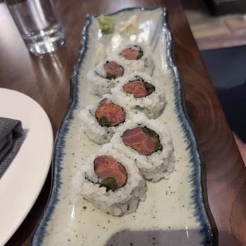 Ozumo - Spicy Tuna Roll - Izakaya Near Me - San Jose, California Ozumo - Spicy Tuna Roll - Izakaya Near Me - San Jose, California
