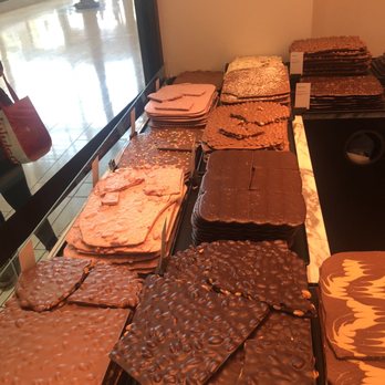Läderach chocolatier suisse - Chocolate bark - Chocolatiers & Shops Near Me - Sarasota, Florida Läderach chocolatier suisse - Chocolate bark - Chocolatiers & Shops Near Me - Sarasota, Florida