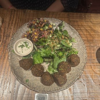 Honest Greens - Vegetarian Near Me - Barcelona, B Honest Greens - Vegetarian Near Me - Barcelona, B