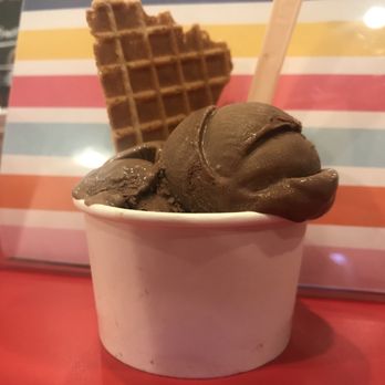 SweetCup - Small cup - tiramisu, reverse cookies and cream, bacio - Ice Cream & Frozen Yogurt Near Me - Houston, Texas SweetCup - Small cup - tiramisu, reverse cookies and cream, bacio - Ice Cream & Frozen Yogurt Near Me - Houston, Texas