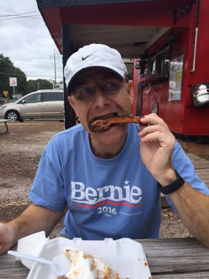 Crazy Ron's BBQ by null