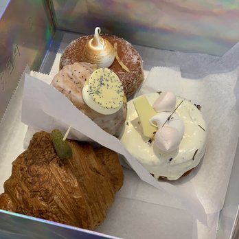 Supermoon Bakehouse - Bakeries Near Me - New York, New York