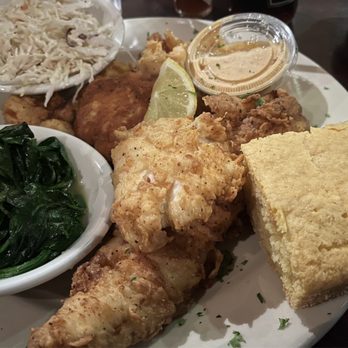 No Frill Bar and Grill - Seafood Trilogy with house cole slaw and Sauteed Spinach - Wine Bars Near Me - Virginia Beach, Virginia