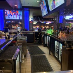 Incredibowl Entertainment - Full Bar