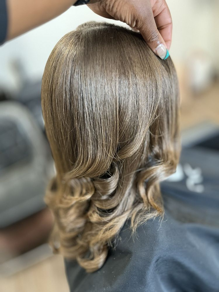 ARRIELELYSE & CO Updated April 2024 Request an Appointment 53