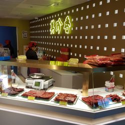 美珍香 香港 有限公司 - I had their Gourmet Fusion and Slices Chili jerkies.