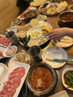 LaoJie Hotpot by null