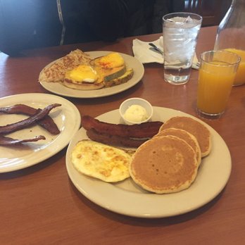 Pancake Café - Fitchburg - Sunday brunch - Waffles Near Me - Fitchburg, Wisconsin