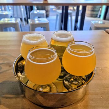 Howzit Brewing - Breweries Near Me - Honolulu, Hawaii