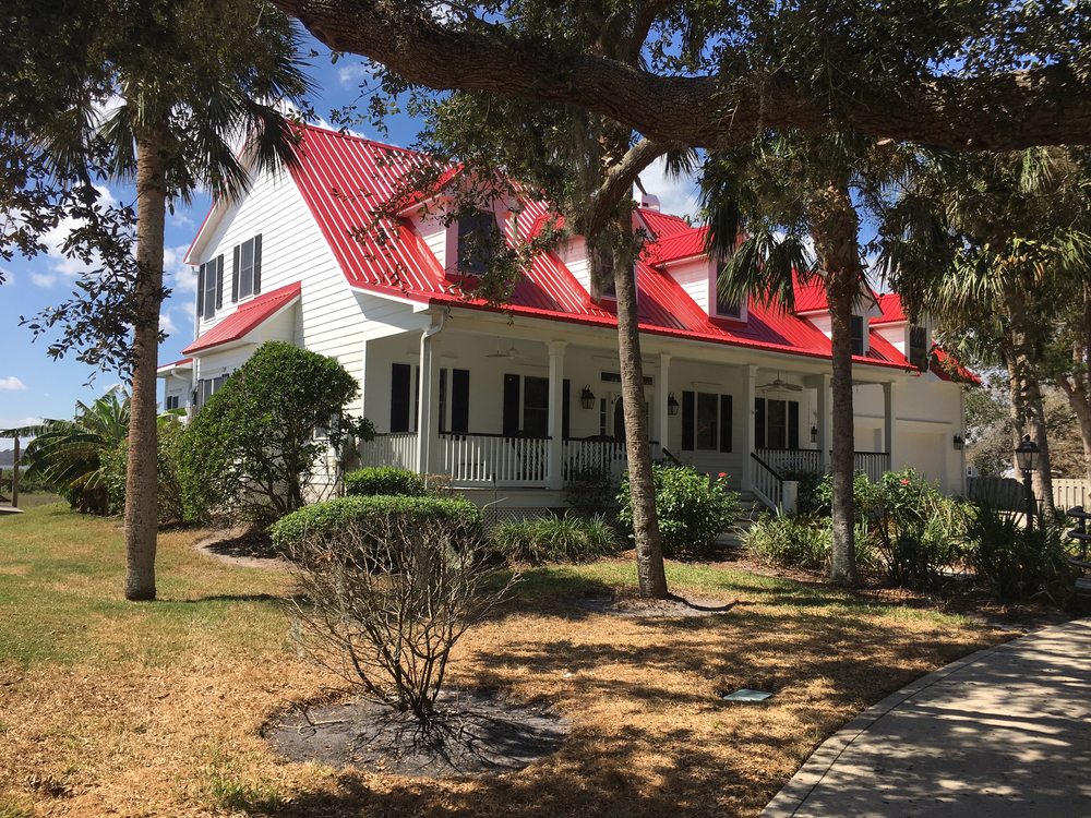 Slide of Reiter Roofing