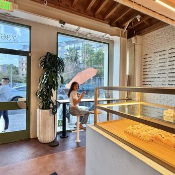 Cafe Knotted Arts District - Donuts Near Me - Los Angeles, California Cafe Knotted Arts District - Donuts Near Me - Los Angeles, California