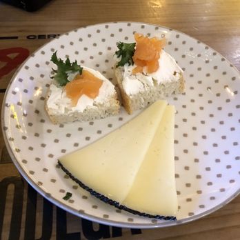 Cava Baja 17 - Complimentary tapA - Spanish Near Me - Madrid, M Cava Baja 17 - Complimentary tapA - Spanish Near Me - Madrid, M